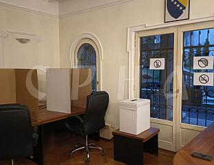 ОТВОРЕНО ГЛАСАЧКО МЈЕСТО У АМБАСАДИ БиХ У БЕОГРАДУ
