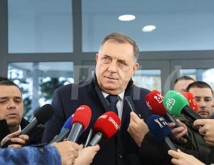 СРПСКА ЗАИНТЕРЕСОВАНА ЗА СЛОВЕНАЧКУ ПРИВРЕДУ, АЛИ НЕ И ПОЛИТИКУ