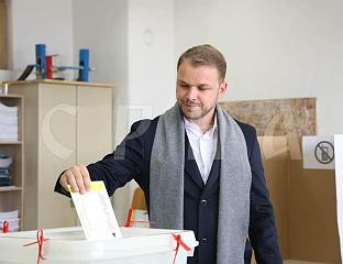 СТАНИВУКОВИЋ: ГЛАСАЊЕ ДУЖНОСТ И ОБАВЕЗА СВАКОГ ГРАЂАНИНА