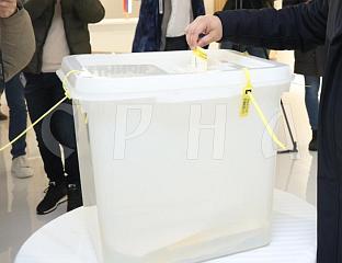 ДО 15.00 ЧАСОВА ГЛАСАЛО 35,8 ОДСТО ГРАЂАНА