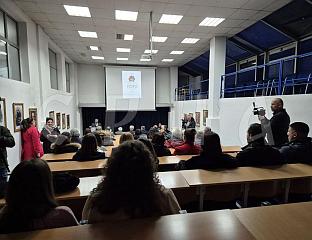 ОДРЖАНО КЊИЖЕВНО И ФИЛМСКО ВЕЧЕ ПОВОДОМ 80 ГОДИНА ОД РОЂЕЊА РАЈКА ПЕТРОВА НОГА