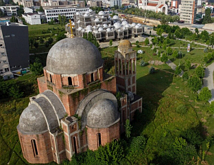 ПОЗИВ НА РУШЕЊЕ ХРАМА ХРИСТА СПАСА У ПРИШТИНИ ЈЕ ТЕЖАК ОБЛИК ГОВОРА МРЖЊЕ