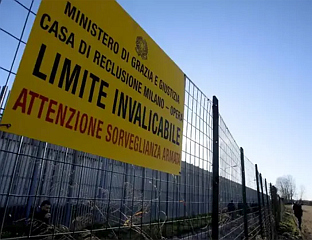 АЛБАНАЦ ПОБЈЕГАО ИЗ ЗАТВОРА, ВЕЗАО ЧАРШАФЕ ЗА РЕШЕТКЕ НА ПРОЗОРУ