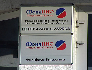 ПОЧЕЛА ИСПЛАТА ПЕНЗИЈА ЗА 293.212 КОРИСНИКА