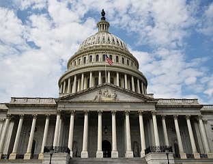 КОНГРЕС ЖЕЛИ ДА УКИНЕ ПРАВО ПРЕДСЈЕДНИКА ДА ЗАПОЧНЕ ВОЈНЕ ОПЕРАЦИЈЕ НА БЛИСКОМ ИСТОКУ