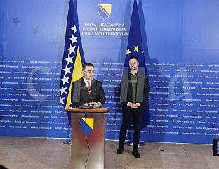 KOŠARAC: BiH MIUST CHOOSE BETWEEN SOVEREIGNITY AND PROTECTORATE