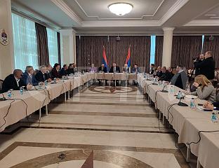 MINIĆ HOLDS TALKS WITH VETERAN AND WAR VICTIMS ORGANIZATIONS