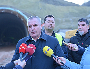 ВИШКОВИЋ: КРИВИЧНА ОДГОВОРНОСТ ЗА СПРЕЧАВАЊЕ РАДА ПРЕЛАЗА У ГРАДИШЦИ