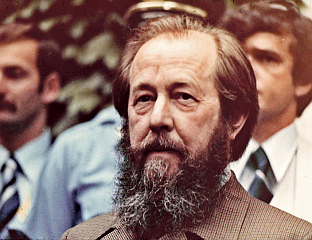 СОЛЖЕЊИЦИН - ВОЈНИК, ДИСИДЕНТ И НОБЕЛОВАЦ