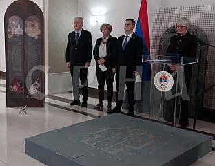 ОТВОРЕНА ИЗЛОЖБА О СРПСКОЈ КУЛТУРНОЈ БАШТИНИ НА КОСОВУ И МЕТОХИЈИ