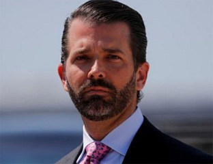 ТРАМП МЛАЂИ: ЂОКОВИЋ ДЕПОРТОВАН ИЗ АУСТРАЛИЈЕ, А НАПАДАЧ НЕСМЕТАНО БОРАВИО