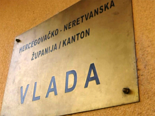 ШTРАЈК ЗДРАВСTВЕНИХ РАДНИКА СЕ НАСTАВЉА, ПРОПАО ЈОШ ЈЕДАН ПОКУШАЈ ДОГОВОРА