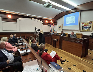 ПОЧЕЛА СЈЕДНИЦА, НА ДНЕВОМ РЕДУ И НАЦРТ БУЏЕТА ЗА СЉЕДЕЋУ ГОДИНУ