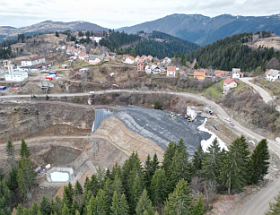 МАСОВНО ТРОВАЊЕ ОЛОВОМ У ВАРЕШУ