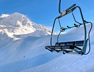 ПОГИНУО СТРАНИ ТУРИСТА, ИСПАО ИЗ КОРПЕ НА ЖИЧАРИ