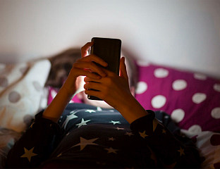 ПОТРЕБНО ЗАШТИТИТИ ДЈЕЦУ ОД РИЗИКА ДРУШТВЕНИХ МРЕЖА