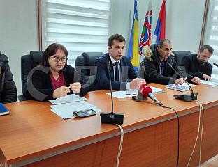 УШТЕДАМА САНИРАНА ПОЛОВИНА ДУГОВАЊА