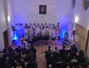 НА ХУМАНИТАРНОМ КОНЦЕРТУ ПРИКУПЉЕНЕ 2.304 КМ