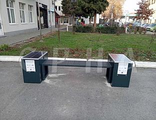 ПОСТАВЉЕНА ПРВА СОЛАРНА КЛУПА НА ТРГУ