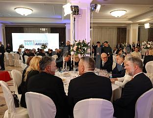 ПОЧЕЛО ДОНАТОРСКО ВЕЧЕ "С ЉУБАВЉУ ХРАБРИМ СРЦИМА"