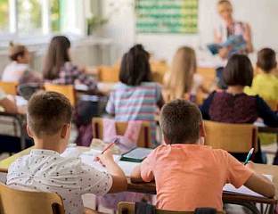 КРЧМАР: У ОБРАЗОВАЊУ ДЈЕЦЕ ВАЖНА САРАДЊА РОДИТЕЉА И ИНСТИТУЦИЈА