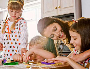 РАСТЕ БРОЈ МАЈКИ КОЈЕ СУ РОДИЛЕ ТРОЈЕ И ВИШЕ ДЈЕЦЕ