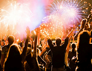 СТАНОВНИЦИ КИРИБАТИЈА ДОЧЕКАЛИ 2026.