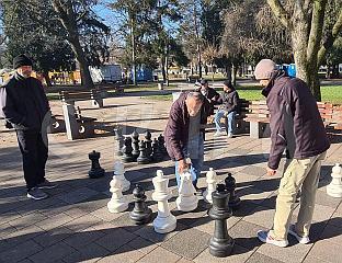 СУНЧАНО ВРИЈЕМЕ ИЗМАМИЛО ДОБОЈЛИЈЕ У ПАРК