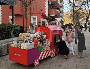 "БОЖИЋНА БАЈКА" ОКУПИЛА МНОШТВО ГРАЂАНА