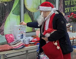 ХУМАНИТАРНИ БАЗАР ЗА ЛИЈЕЧЕЊЕ ОБОЉЕЛОГ ДЕНИСА ДЕЛИЋА