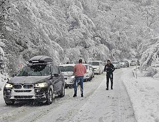 КАМИОНИ НАПРАВИЛИ ЗАСТОЈ У САОБРАЋАЈУ ПРЕКО РОМАНИЈЕ