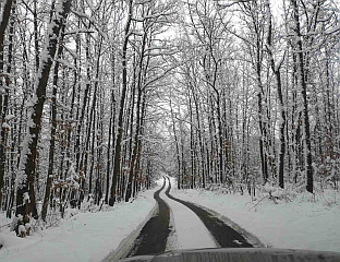 ОТЕЖАН САОБРАЋАЈ НА СВИМ ДИОНИЦАМА, ПОСЕБНО НА ПРЕВОЈИМА