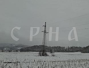 СНИЈЕГ УЗРОКУЈЕ КВАРОВЕ НА ЕЛЕКТРОМРЕЖИ