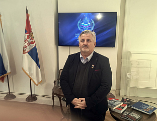 АРХИВИСТИ ИЗ СРБИЈЕ И СРПСКЕ У ХИЛАНДАРУ У БРАТСТВУ И ЉУБАВИ