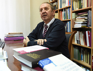 TANASIĆ: LET US SEND CHRISTMAS GREETINGS IN CYRILLIC, THE MOST JOYOUS CHRISTIAN HOLIDAY!