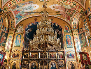 ДОМОВИНСКИ ПОКРЕТ ХОЋЕ ДА ЗАБРАНИ СПЦ И ОТМЕ ЊЕНУ ИМОВИНУ