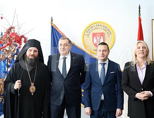 ПОЧЕО БОЖИЋНИ ПРИЈЕМ У КАСАРНИ "КОЗАРА"