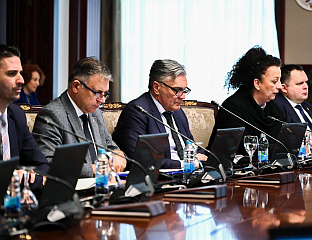 ОДОБРЕНО 400.000 КМ ЗА СУБВЕНЦИЈЕ ЗА СТАМБЕНО КРЕДИТИРАЊЕ МЛАДИХ И МЛАДИХ БРАЧНИХ ПАРОВА