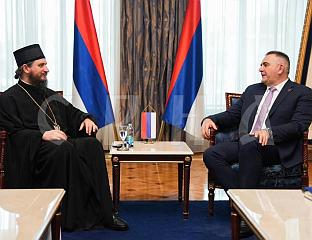 МИНИЋ: ЈЕДИНСТВО И САБОРНОСТ - ТЕМЕЉ СНАГЕ СРБА