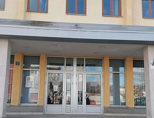 ПРЕДЛОЖЕН ПРИТВОР МУШКАРЦУ КОЈИ ЈЕ ВОЗИЛОМ УДАРАО У "РЕНЏ РОВЕР" У КОМЕ ЈЕ БИО АЦА ЛУКАС