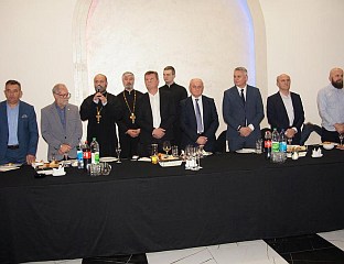 ЂОКИЋ: РЕПУБЛИКА СРПСКА ЗА УНАПРЕЂЕЊЕ ЗДРАВСТВЕНОГ СИСТЕМА