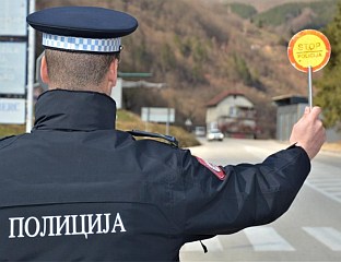 ЈАЋИМОВИЋ: ПОЛИЦИЈСКЕ КОНТРОЛЕ ДОПРИНОСЕ БЕЗБЈЕДНОСТИ
