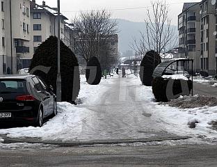 ЧИШЋЕЊЕ УЛИЦА У СКЛАДУ СА ПЛАНОМ И ПРОГРАМОМ, СВЕ ВИШЕ ПОВРЕДА И ПРЕЛОМА