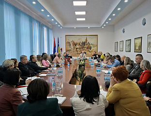 ПРЕДСТАВЉЕНО 100 ОПЕРАТИВНИХ ЗАДАТАКА ЗА ОВУ ГОДИНУ, ПРИОРИТЕТ УЛАГАЊЕ У ПРИВРЕДУ