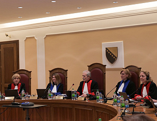TWO JUDGES OF INCOMPLETE BiH CONSTITUTIONAL COURT VOTED AGAINST DECISION ON SRPSKA GOVERNMENT UNCONSTITUTIONALITY