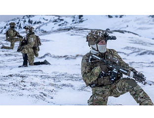 ВОЈСКА УСПОСТАВИЛА ЗАТВОРЕНУ ВОЈНУ ЗОНУ У КАНГЕРЛУСУАКУ