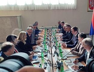 МАЦУТ: САРАДЊА ВЛАДА СРПСКЕ И СРБИЈЕ БИЋЕ ИНТЕНЗИВИРАНА