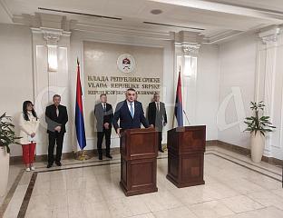 МИНИЋ: НЕЋЕ БИТИ ТРАКТОРА ПРЕД ВЛАДОМ, РЈЕШЕЊА ТРАЖИТИ РАЗГОВОРОМ