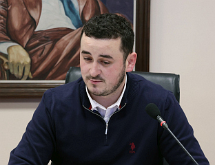 ШОБОТ: СТУДЕНТИ ЗАДОВОЉНИ ПОВЕЋАЊЕМ СТИПЕНДИЈА