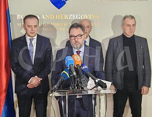 НЕОПХОДНО ДА И БиХ КАО СРБИЈА ЗАШТИТИ ПРОИЗВОЂАЧЕ ЧЕЛИКА